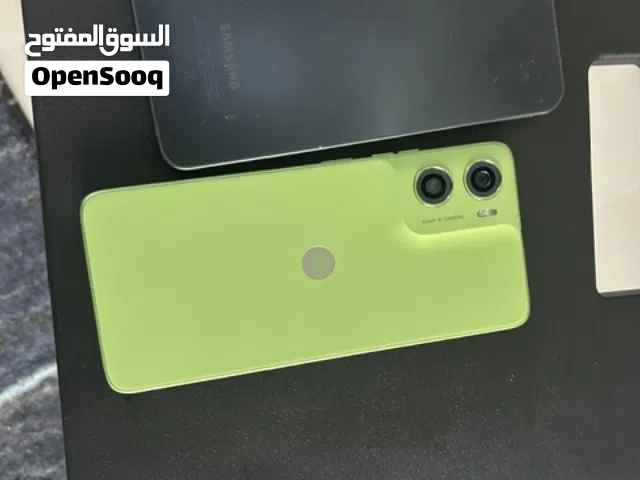 listing both phones samsung a16 and moto g06 for 1000
