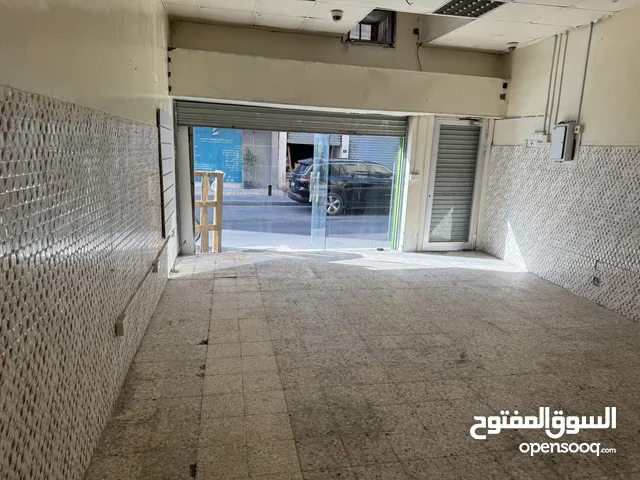 Commercial shop for rent