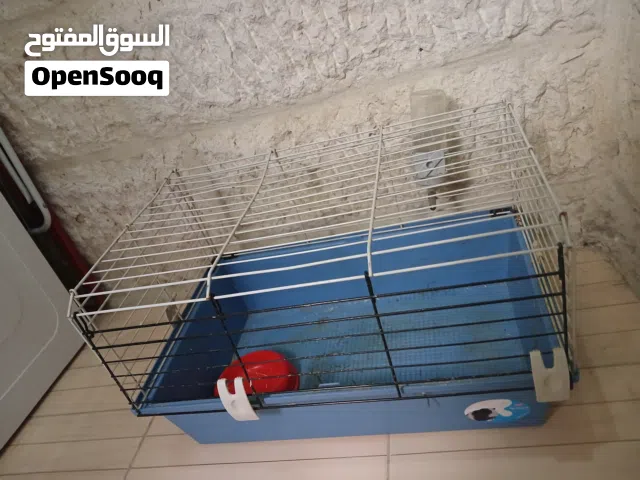 قفص مع مشربية مع صحن اكل للبيع