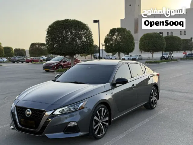 نيسان التيما 2021 sr