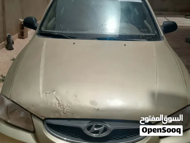 هيونداي فيرنا 2002