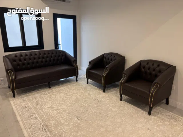 كنبات كراسي جلد مكتبي