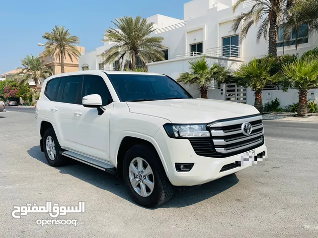 TOYOTA LAND CRUISER GX_R V6 2024 MODEL TWIN TURBO DIESEL FOR SALE.SINGLE OWNER ZERO ACCIDENT
