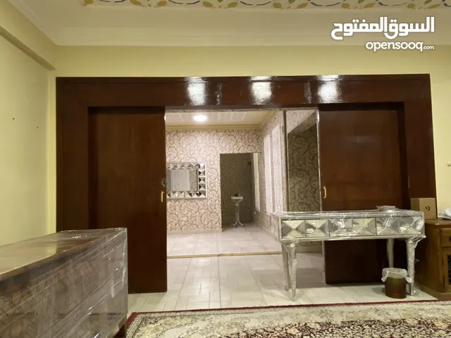 باب سحب خشبي