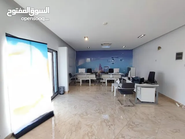 للإيجار – صالة تجارية مميزة في تاجوراء الشط