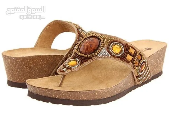 brown Comfort Shoes in Zarqa