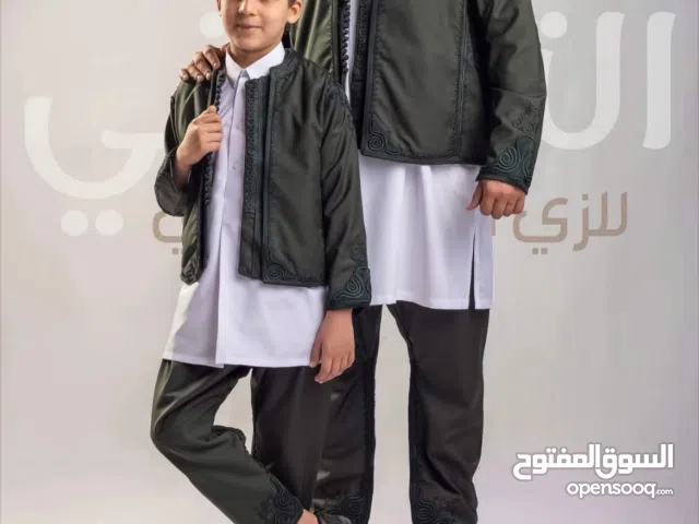 زبون تلاته قطع جديد نص يد قماش مخبش لون اخضر زيتوني