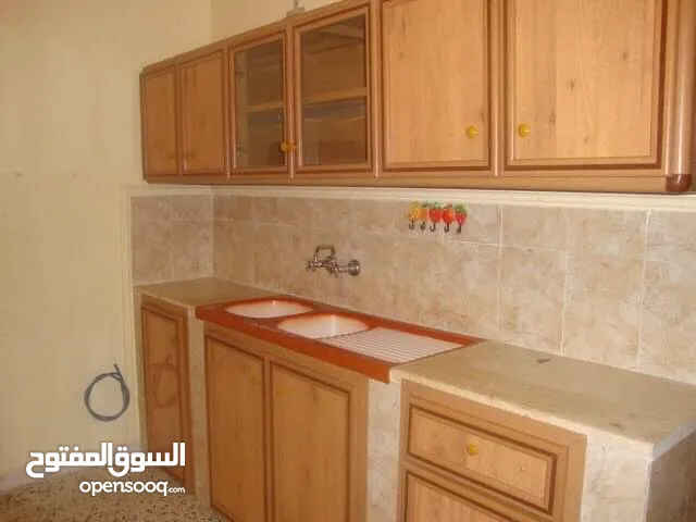 70 m2 1 Bedroom Townhouse for Rent in Tripoli Other