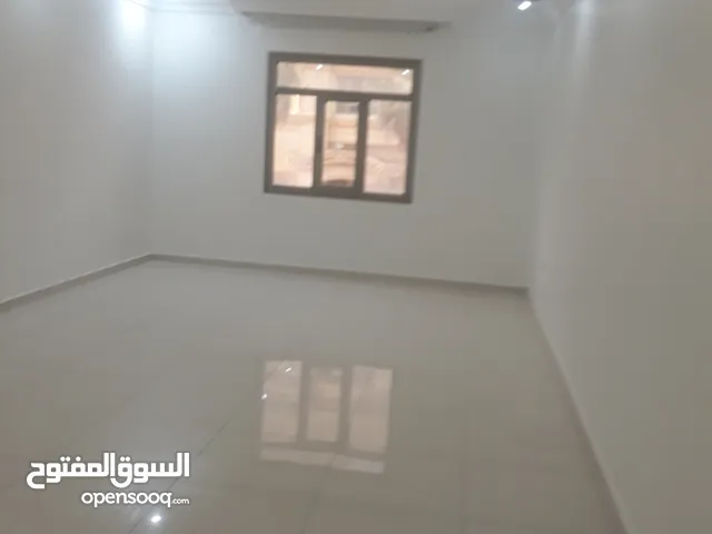 150 m2 3 Bedrooms Apartments for Rent in Al Ahmadi Mangaf