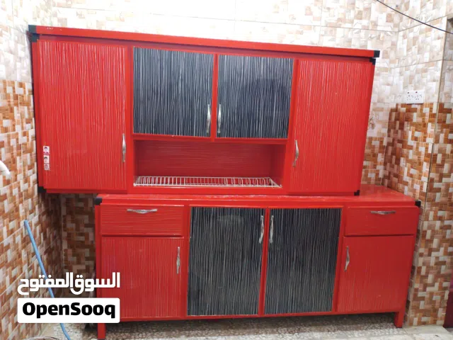 كاونتر ثلاث قطع نضيف كلش . معلق ابو السلة وارضي والسنك مرمرة جديدة ابد ابد  ما امدشنة