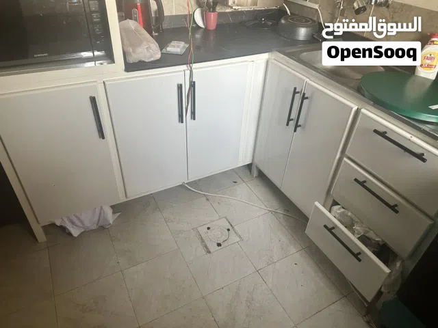 مطبخ كامل شبه جديد