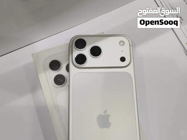 ايفون 17pro max جيجا 256 ابيض مبدل شاشه