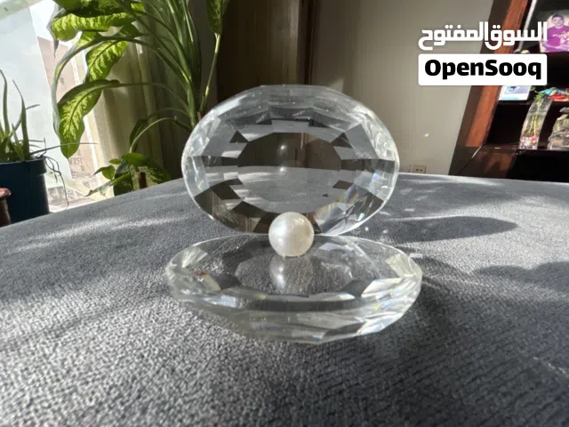 Real Pearl with glass casing