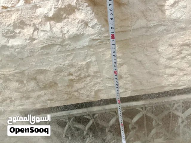 باب سكاريت طولها 210 وعرضها 100
