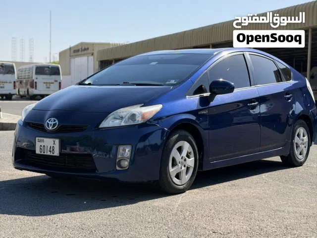 2011 تويوتا بريوس Prius
