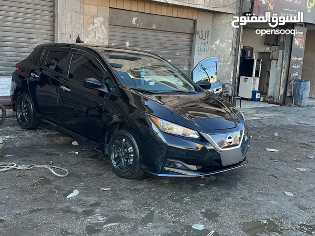نيسان ليف 2020
