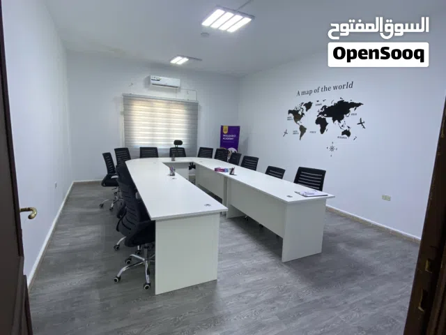 شقة مكتبية للإيجار المدينة السياحية-بونواس