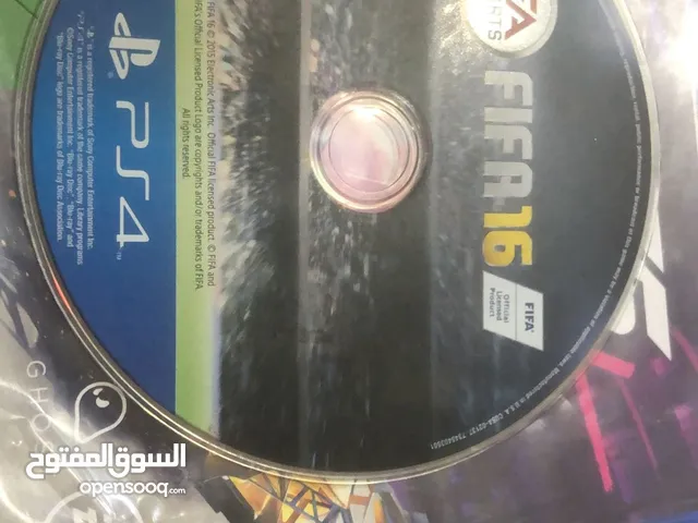 للبيع بلاستيشن فور برو السعر 70 دينار أو تبديله مع بلاستيشن فايف