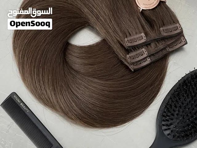 شعر طبيعي 100٪ اشتريته من عند (فادي برجيل)وما حطيتو ع راسي لانه شعري نحرق من الصبغه طول 60 ووزن 180