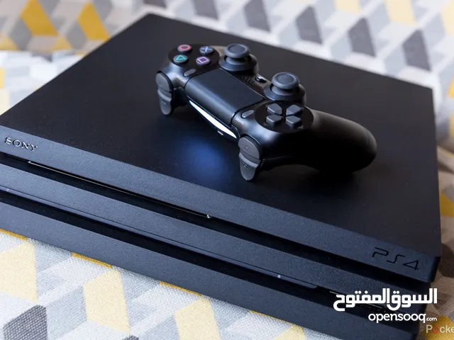 مهكر PS4 PRO  بلستيشن 4 برو نظيييف