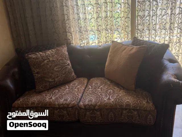 طقم كنب بحاجة لتنجيد للبيع