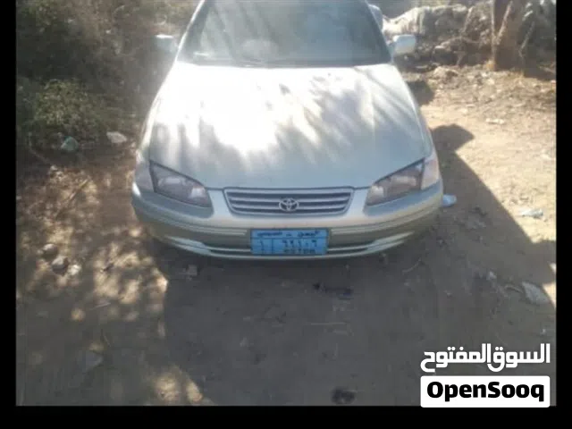 2000 تويوتا كامري GLX