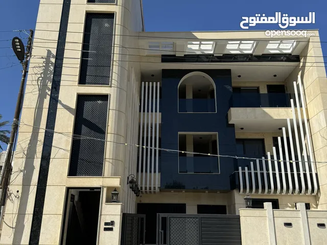 200 m2 2 Bedrooms Apartments for Rent in Baghdad Mansour