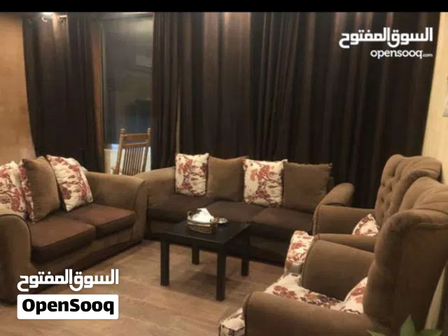 غرفه مع جلوس  مفروش  شميساني الاجره 200