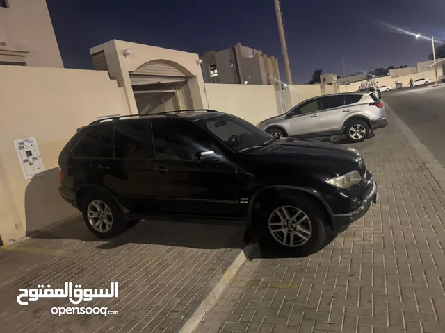 سيارة اكس 5