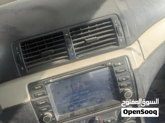 بي أم دبليو الفئة 3 2001 أسود كاملة الاضافات