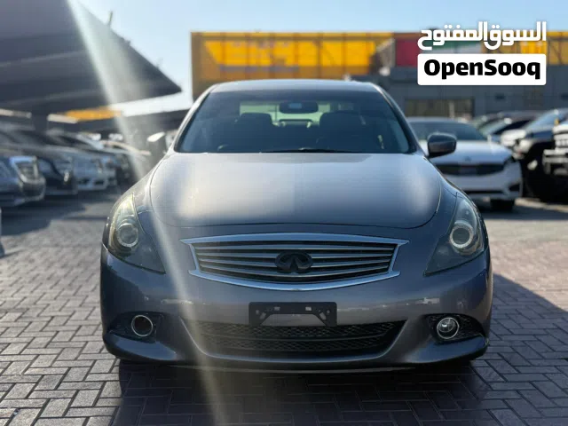 2015 Infiniti Q40 Standard