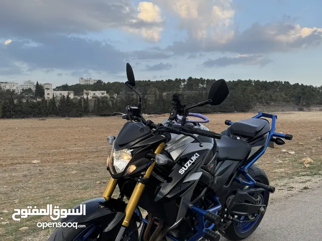 SUZUKI GSX-S750 ABS 2022من أنظف الدرجات ب المملكه