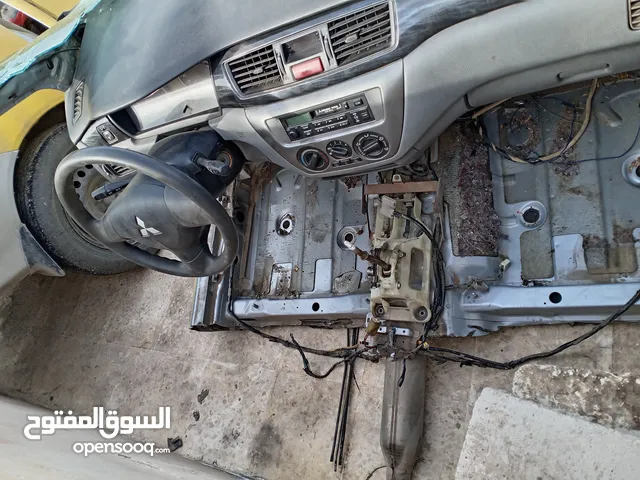 قطع متسوبيشي لانسر بركب على موديلات 2002_2014 glx