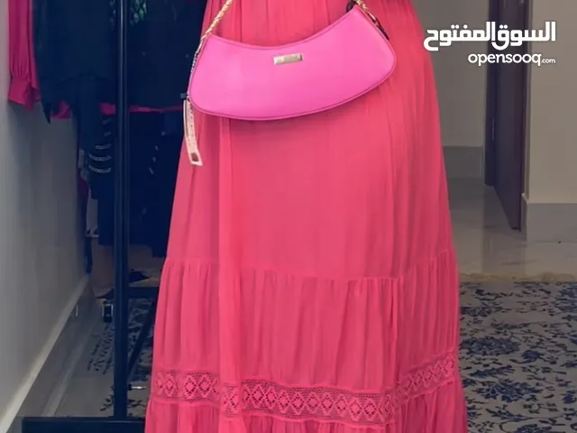 ملابس للنساء