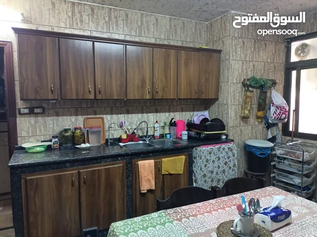 126 m2 5 Bedrooms Apartments for Rent in Zarqa Al Zarqa Al Jadeedeh