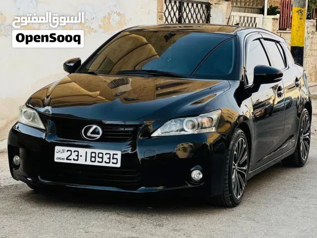 2012 لكزس CT CT 200 Luxury