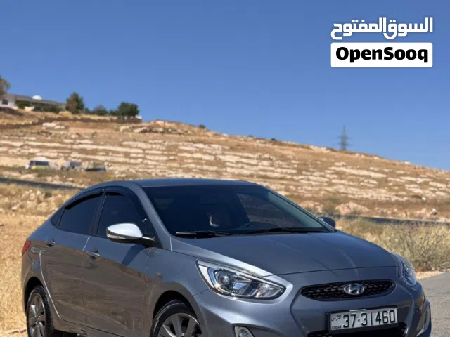2019 Hyundai Accent Standard