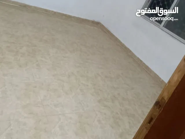 بسعر مغري قوشان مستقل بيت في الضاحية خلف مسجد الديحاني شارع الضاحية الرئيسي جهة السكة