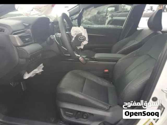 2025 تويوتا كامري XSE