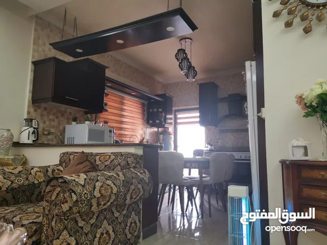 166 m2 More than 6 bedrooms Apartments for Sale in Salt Al Balqa'