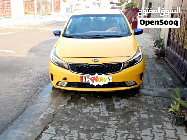 كيافورتي 2018 وارد امريكي محرك 2000 بدون ايرباك تبديل بنيد فقط باقي السياره ليلا واحد