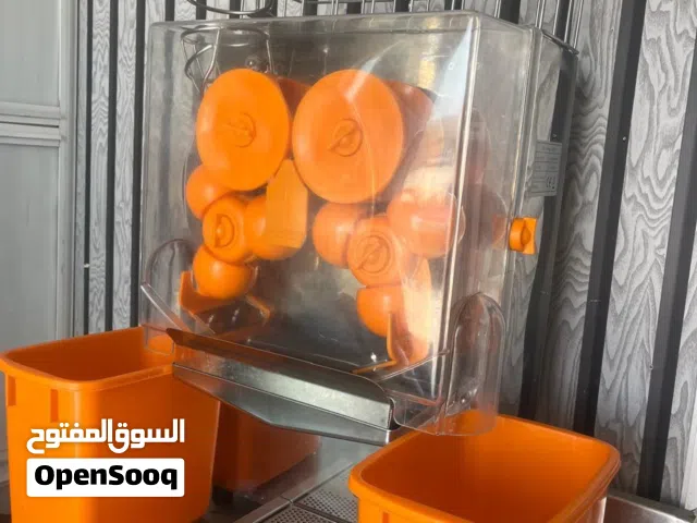 عصارة برتقال أوتوماتيكية بحالة ممتازة