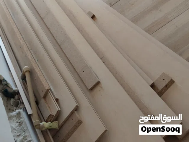 خشب معلق للمكاتب وأي شي آخر