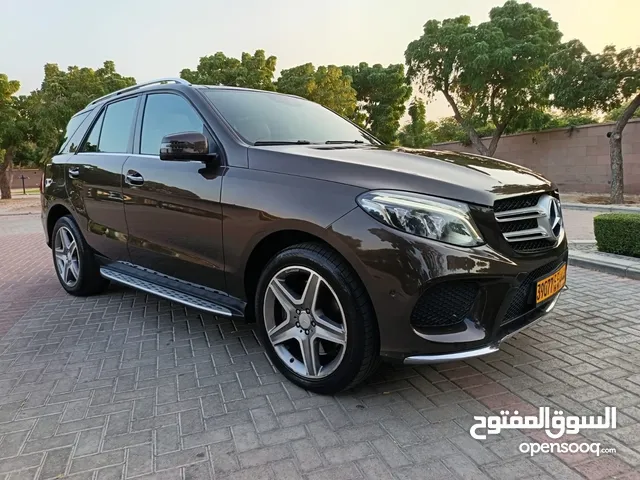 مرسيدس بنز GLE400 وكالة عمان بحالة ممتازه جدا