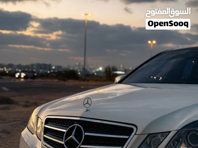 Mercedes-Benz E300 Avantgard