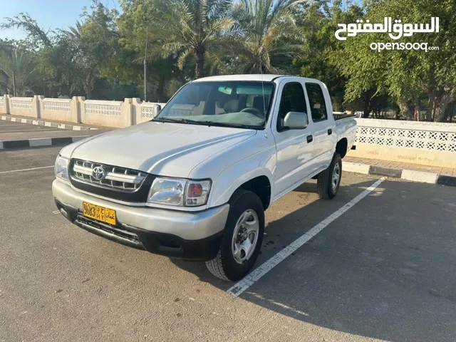Toyota Hilux 2001 in Al Batinah