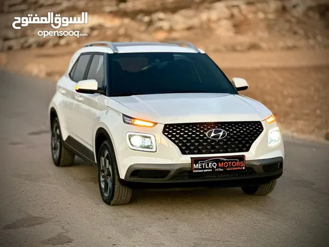 هونداي فينيو 2020 فل مع قتحه .فحص نخب نخب .ماتور 1600. كاش فقط .بنزين. .اتماتيك