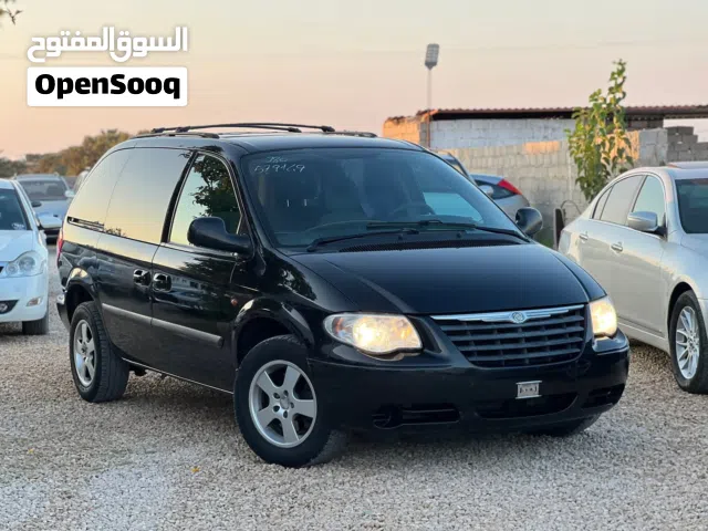 Used Chrysler Voyager in Ajaylat