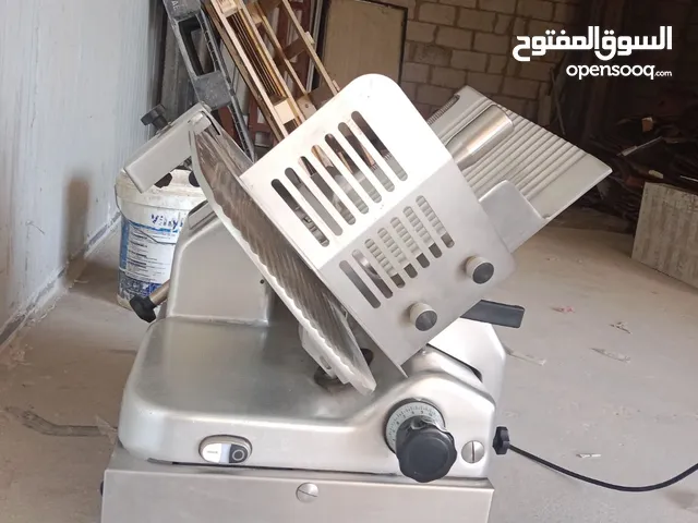 ماكينه سنيوره صناعيه وليست عاديه