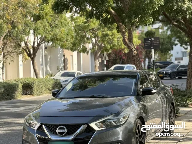 نيسان مكسيما موديل 2018 v6 نظيف جدا بحادث بسيط